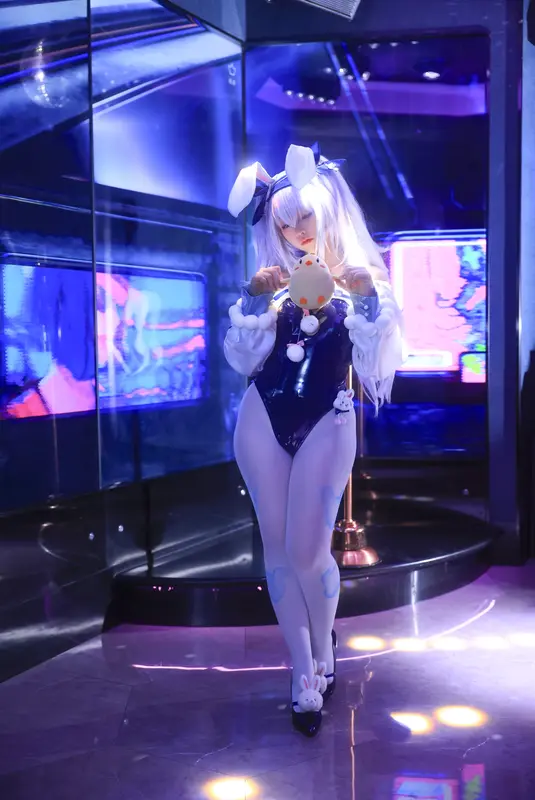 拉菲兔女郎 - G44不会受伤
